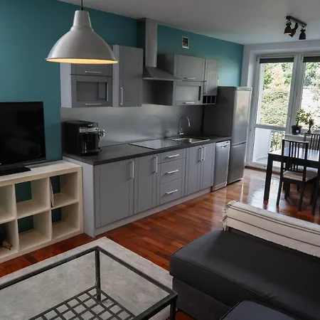 Beat #1 Free Parking Apartment *